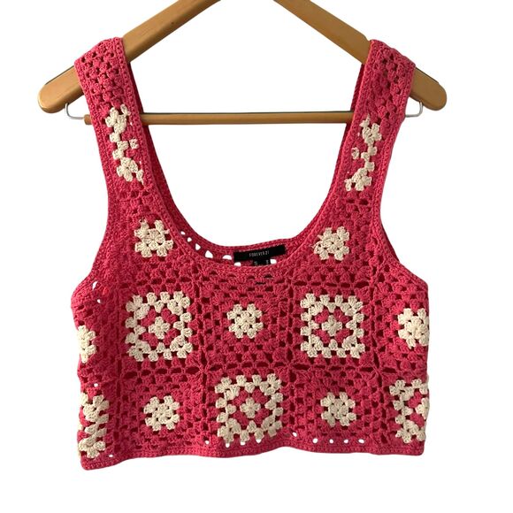 Forever 21 Tops - Forever 21 Pink & White Knit Granny Square Scoop Neck Halter Tank Top M